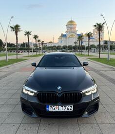 BMW - 520 - M// 08/2021 X-drive