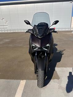 Yamaha - X-Max