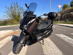 Yamaha - X-Max