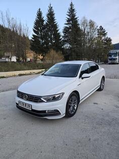 Volkswagen - Passat - R-line ( DSG) 4 Motion