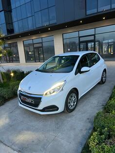 Peugeot - 208 - 15dci