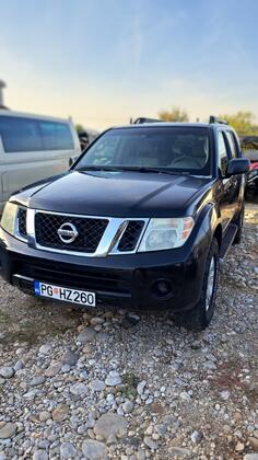 Nissan - Pathfinder - 4.0