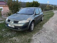 Renault - Megane 1.5 in parts