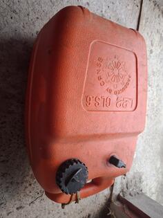 Fuel tank for watercrafts