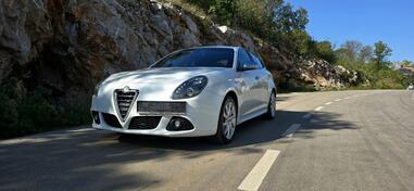 Alfa Romeo - Giulietta - 2.0JTDm Automatic-tct