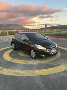 Peugeot - 208 - 1.4hdi