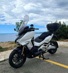 Honda - FORZA 750