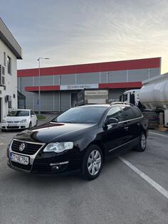 Volkswagen - Passat