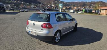 Volkswagen - Golf 5 - 1.9 tdi