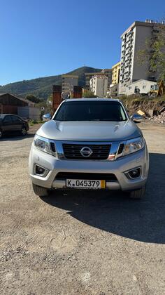 Nissan - Navara - 2.3