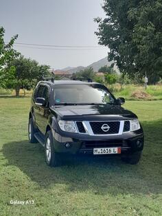 Nissan - Pathfinder - 2.5 dci