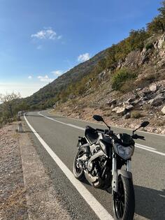 Yamaha - MT