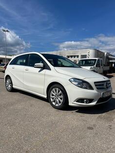 Mercedes Benz - 180 - 1.5 DCI