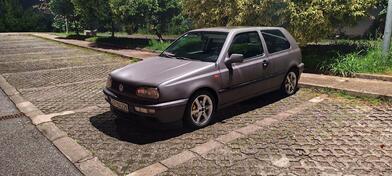 Volkswagen - Golf 3 - 1.8