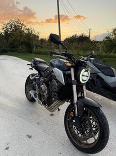 Honda - CB650R