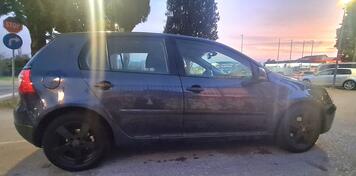 Volkswagen - Golf 5 - 1.9 tdi