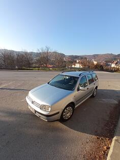 Volkswagen - Golf 4 - VW GOLF 4 1.4B 55KW 2001 GOD