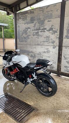 Hyosung - Gt250r