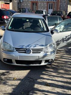 U djelovima Volkswagen - Golf 5 2.0 16v BKD