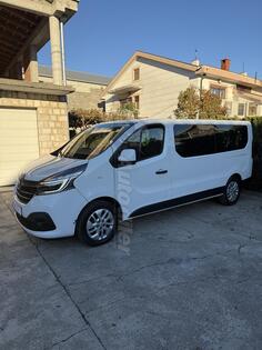 Renault - TRAFIC KOMBI 2.0DCI KOMBI 8+1