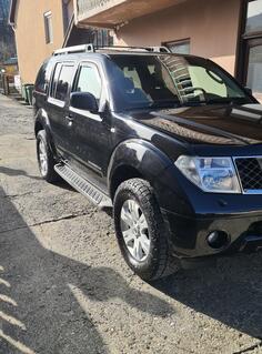 Nissan - Pathfinder - 2.5 dci