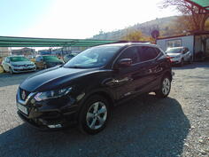 Nissan - Qashqai - automatik 1.5 dci