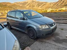 Volkswagen - Touran - 2,0