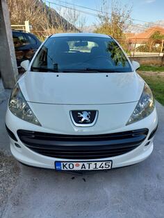 Peugeot - 207 - 1.4 E