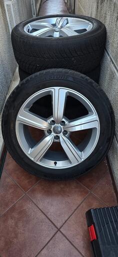 Fabričke rims and Orginal tocak ,audi q7 , tuareg,caaen ,tiguan 2015> tires