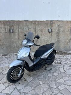 Piaggio - Beverly 300S