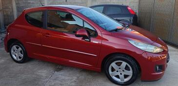 Peugeot - 207 - 1.4 hdi