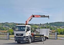 MAN - TGS 26.320 / Autotransporter + Kran FASSI