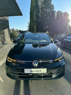 Volkswagen - Golf 8 - 8.5 Highline Edition 50