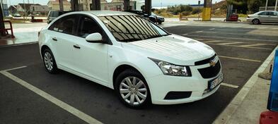 Chevrolet - Cruze - 1.6