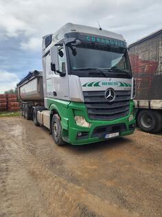 Mercedes Benz - actros 1845