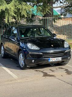 Porsche - Cayenne