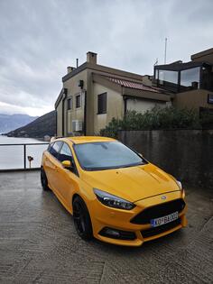 Ford - Focus - ST