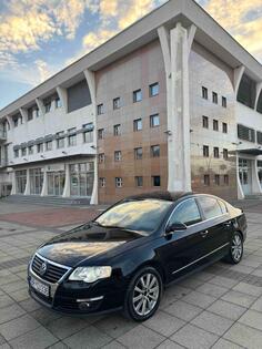 Volkswagen - Passat