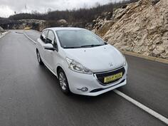 Peugeot - 208 - 1.4 HDI 50KW