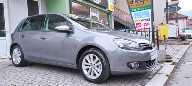 Volkswagen - Golf 6 - 1.6 TDI - STYLE