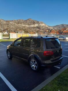 Volkswagen - Cross Touran - 2.0 TDI