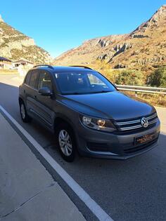 Volkswagen - Tiguan - 2.0 TDI