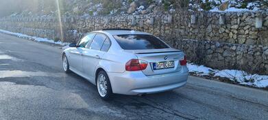 BMW - 320 - 2.0 E90