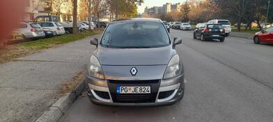 Renault - Scenic - 1.9 dci