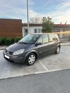 Renault - Scenic - 1.5 DCI