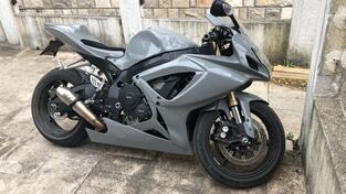 Suzuki - GSX R600