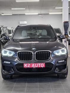 BMW - X3 - M paket, panorama, head up displej..