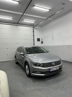 Volkswagen - Passat