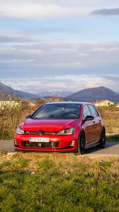 Volkswagen - Golf 7 - GTI