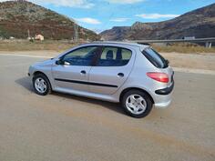 Peugeot - 206